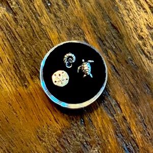 Origami Owl “Sea Life” charm bundle!  🐢🐚✨